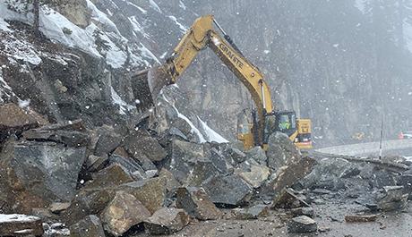 Granite Removes Large Boulder Blocking Popular Route to Lake Tahoe